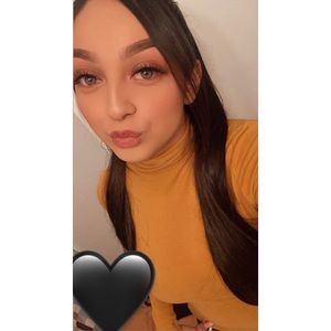 Meet your Posher, Jasmine